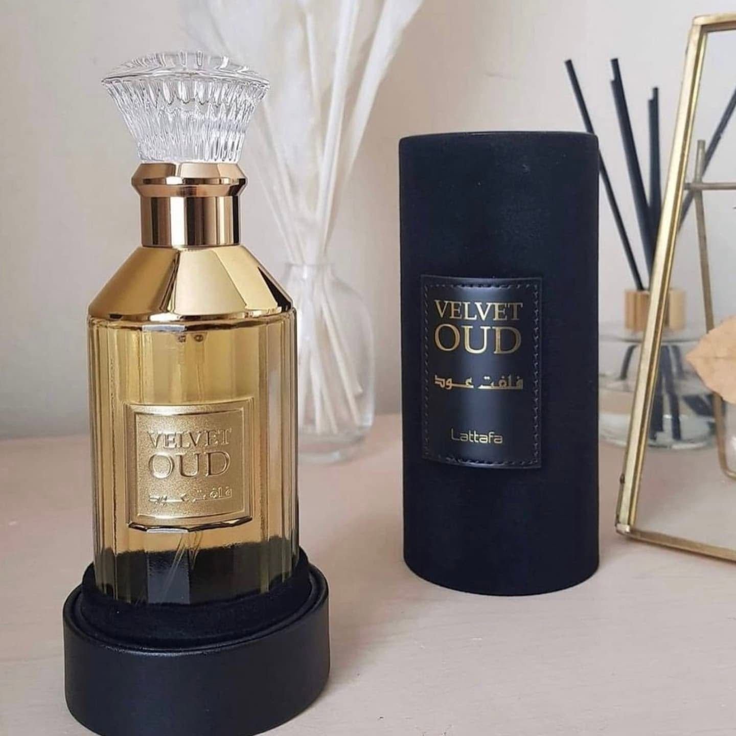 Parfum Velvet Oud